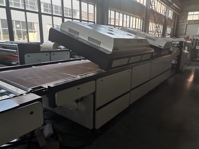 Máquina automática de barnizado UV de papel SA-1200